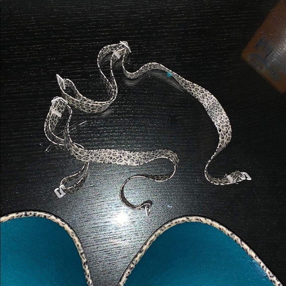 AERIE strapless push-up bra - Picture 3 of 4